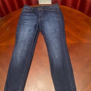 D. Jeans size 14w mid-waist